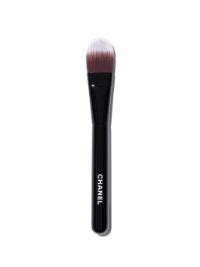 chanel airbrush foundation|chanel foundation brush no 100.